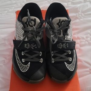 KD BHM size 6Y